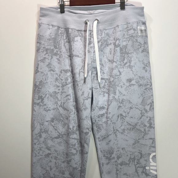 Calvin klein blue and white sport track suit - Picture 4 of 5